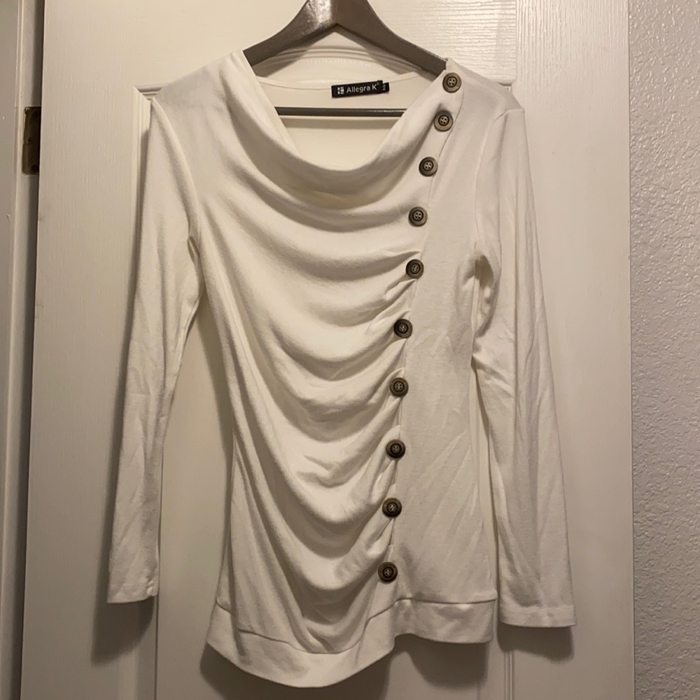 Long sleeve white button down top Xs